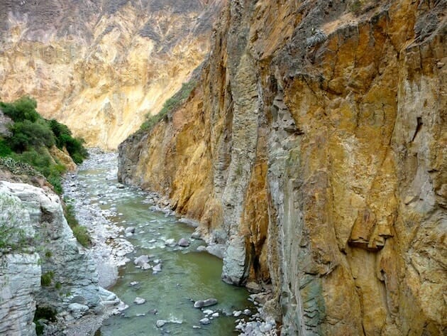 rivière canyon de colca pérou rivière canyon de colca pérou