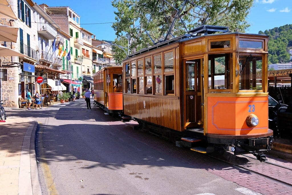 soller train bois majorque