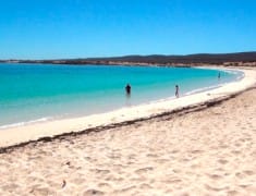 plage exmouth cap range australie