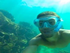 snorkeling coral bay australie