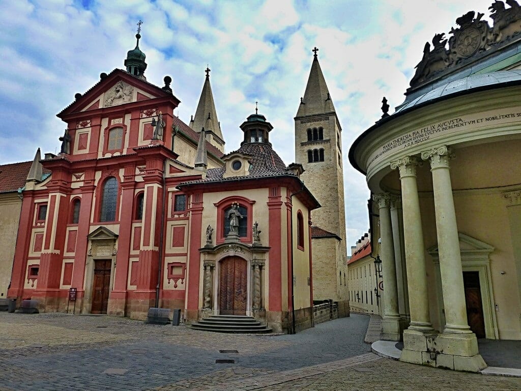 basilique_saint_georges_visiter_prague