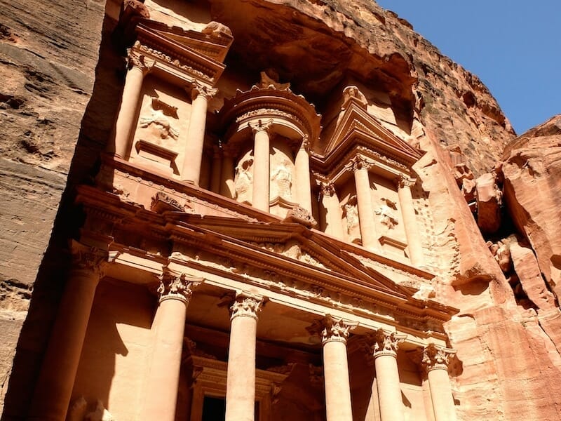 Visiter Pétra, la cité perdue immanquable en Jordanie Tresor petra jordanie