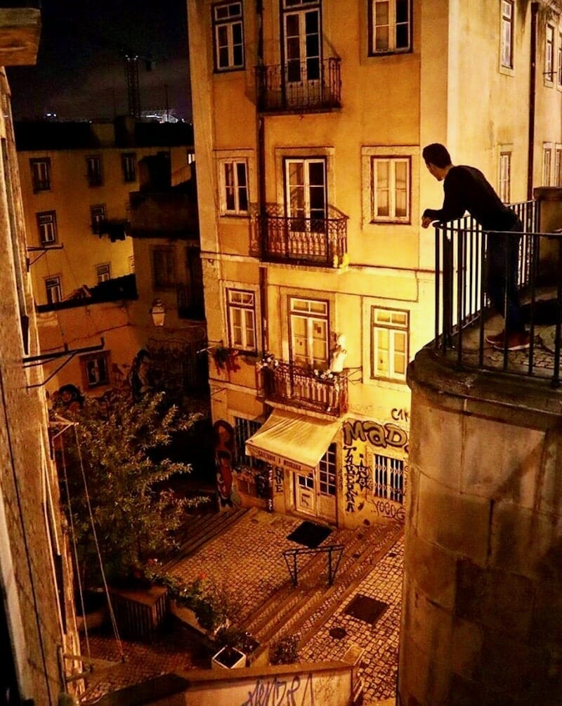 lisbonne by night