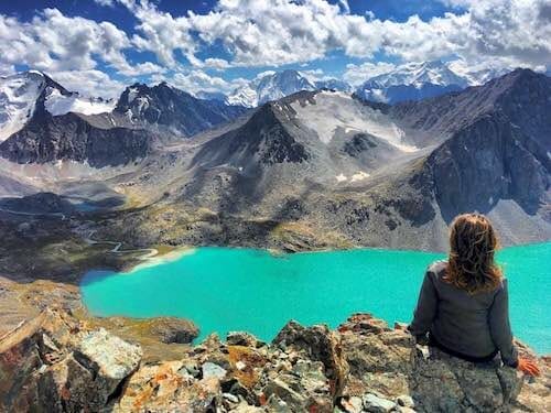 VOYAGER AU KIRGHIZISTAN QUAND ON EST UNE FILLE