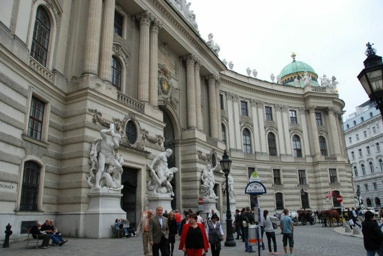 Vienne le château Hofburg et ses appartements impériaux