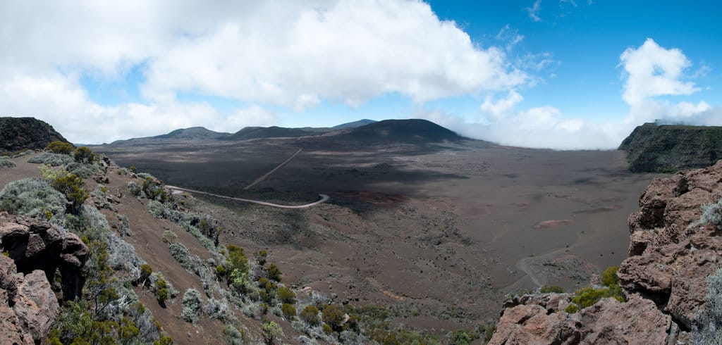 ile_reunion_piton_fournaise Vue du Piton de la Fournaise à l'Ile de la Réunion