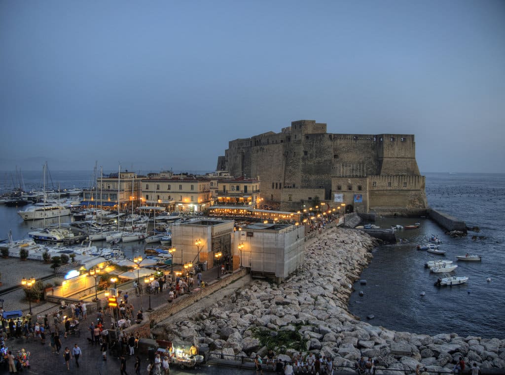 naples_castel_dell_ovo Le superbe Château dell Ovo