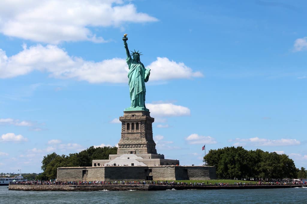 Mon itinéraire pour visiter New York en 5 jours (valable aussi pour 6 et 7 jours) itinéraire pour visiter new york la célèbre Statue de la Liberté