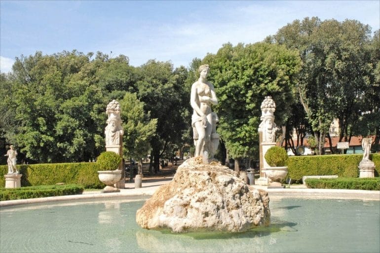 rome_villa_medicis_fontaine Villa Médicis et sa fontaine