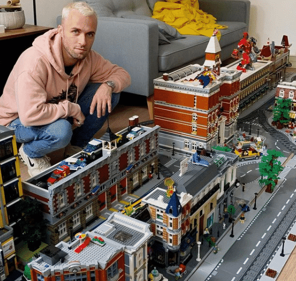 squeezie squeezie lego