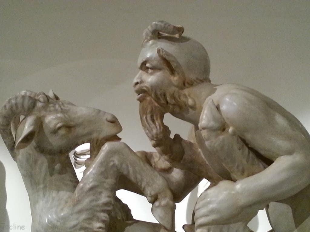 naples_statues_musee_archeologique Visite du musée archéologique