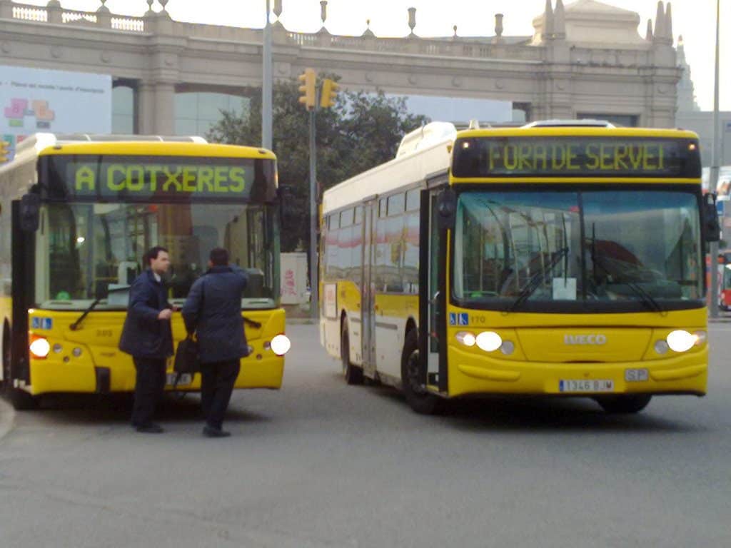 transfert aeroport barcelone centre ville en bus