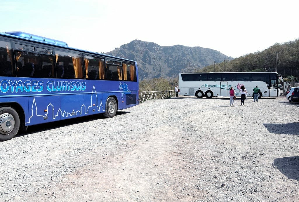 Le site d'arrivée des bus avant l'ascension