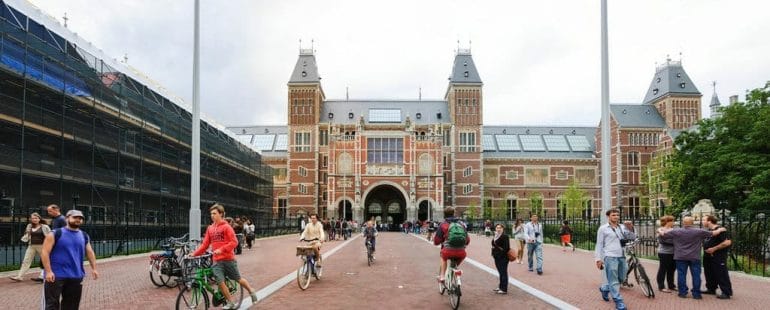 amsterdam_rijksmuseum_vue_exterieure Le spectaculaire Rijksmuseum et son allure cathédrale