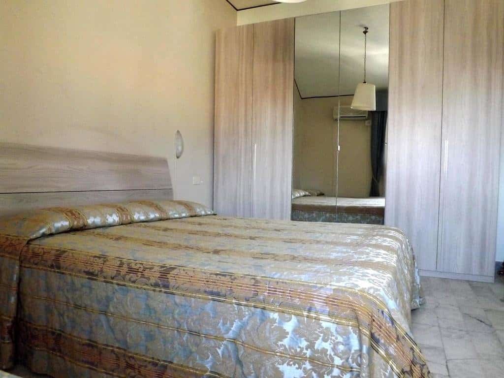 Hotel la Pace pise Excellent prix et bon emplacement