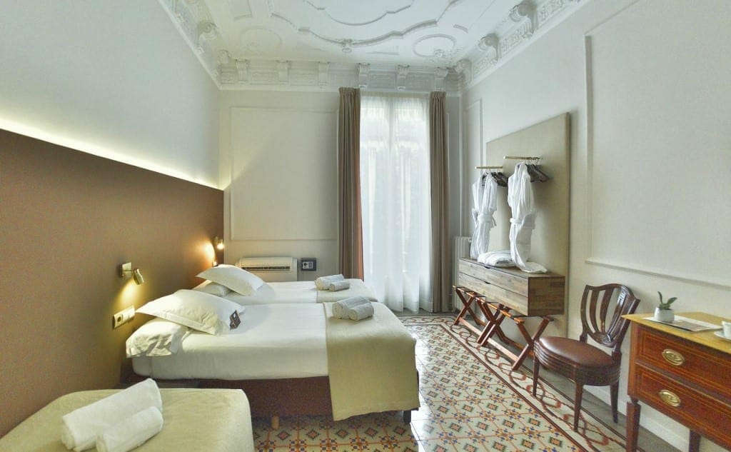 bed_breakfast_barcelone_eixample_mihlton_barcelona bed breakfast barcelone eixample mihlton barcelona
