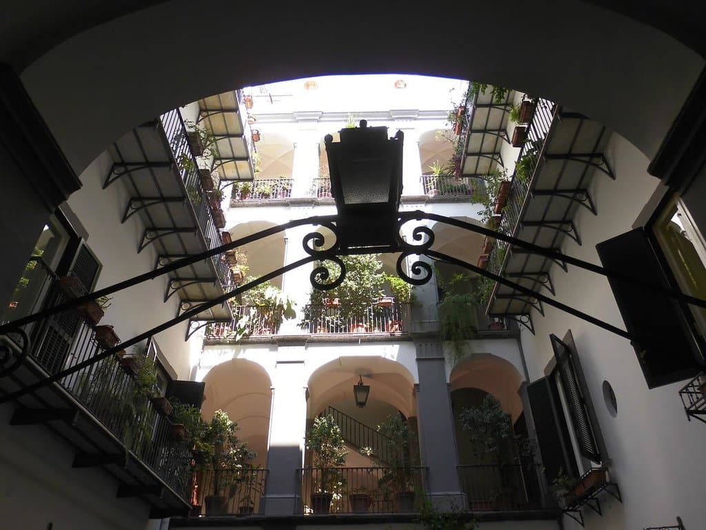 naples_bed_no_breakfast_s_mattia