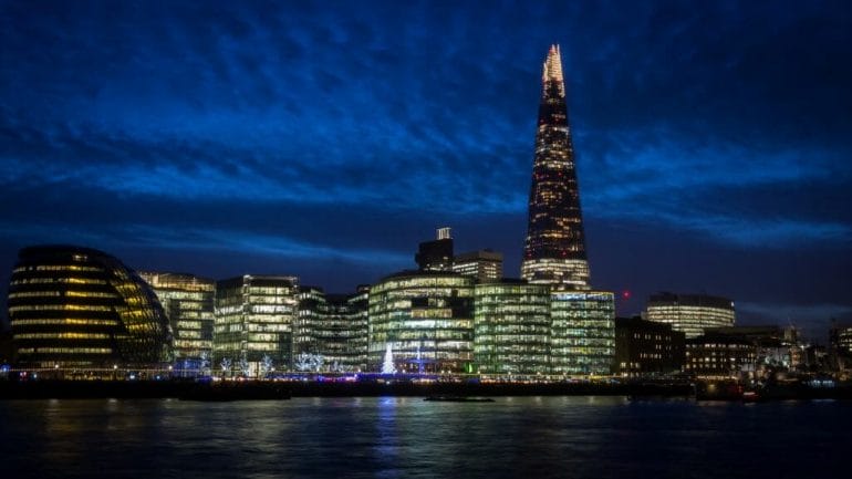 Vue_de_nuit_the_Shard the view from the shard londres nuit