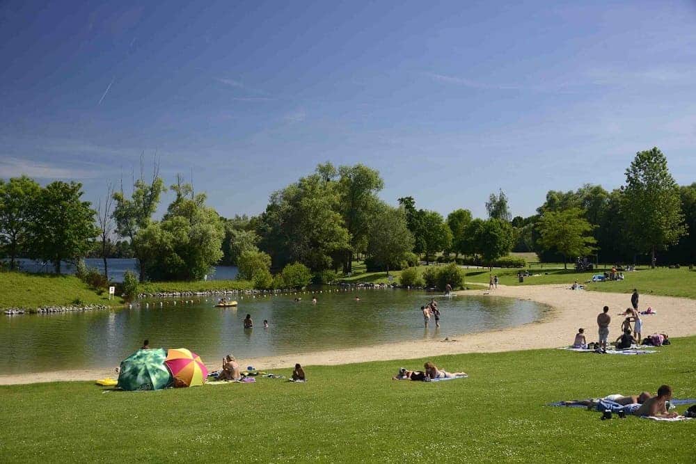 Base de loisirs de Lery-Poses - photo : www.monswim.com base de loisirs de Lery-Poses