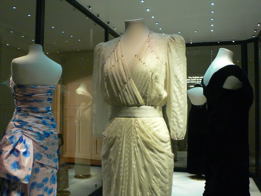 Palais_de_Kensington_exposition_mode palais kensington exposition mode