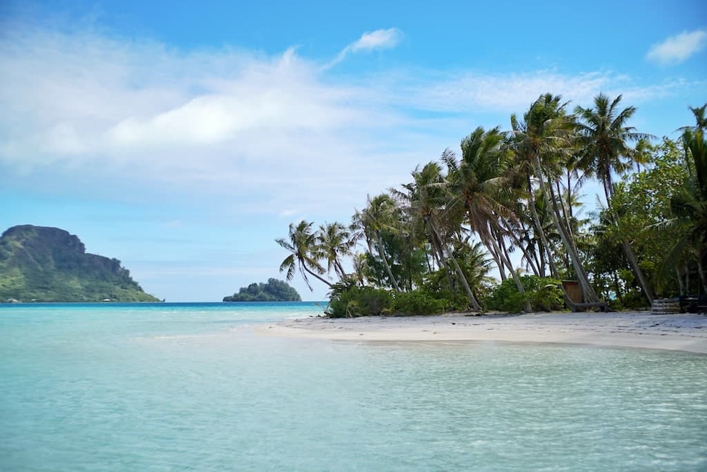 motu familiale pension ataha rurutu