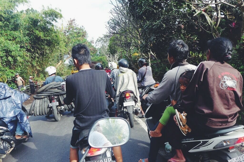 trafic bali