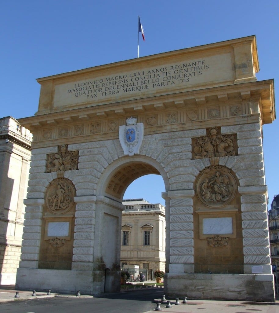Arc_de_Triomphe_Montpellier arc triomphe visiter montpellier