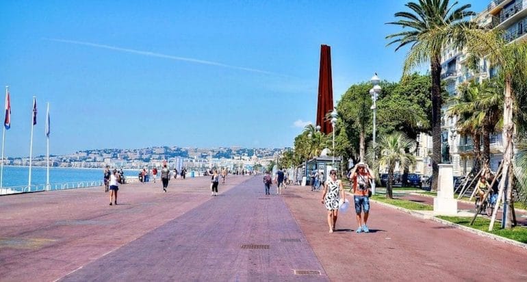 Promenade_des_Anglais promenade anglais visiter nice