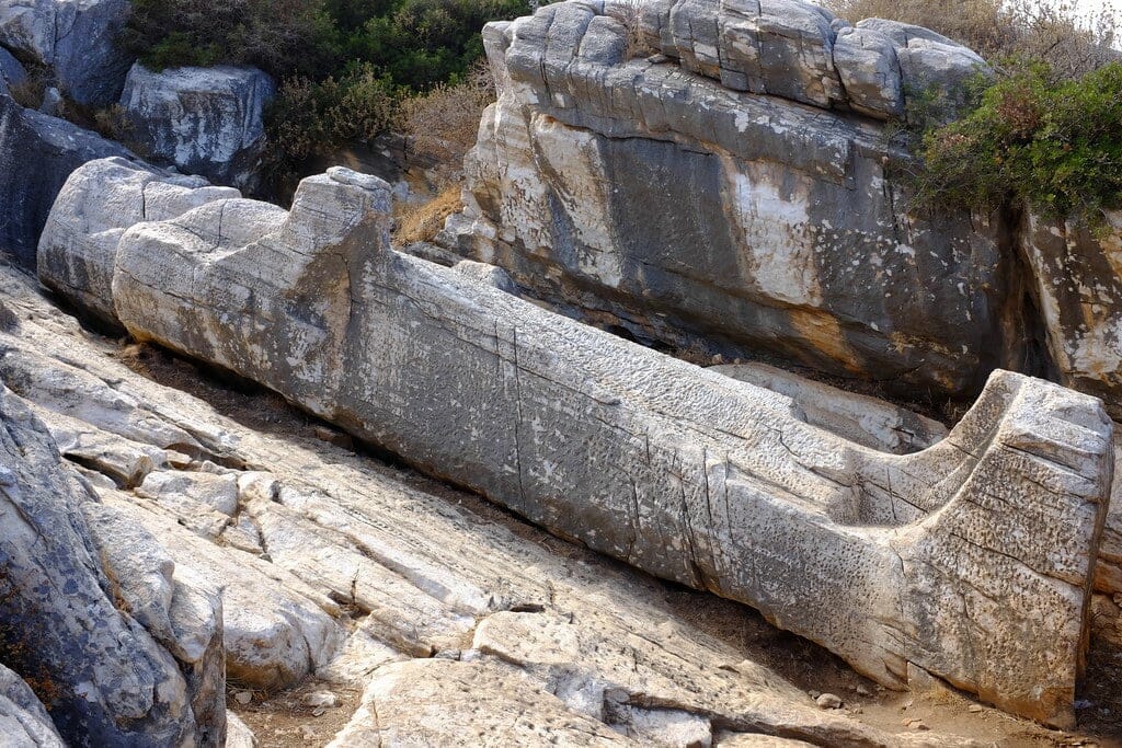 Kouros_Naxos kouros naxos