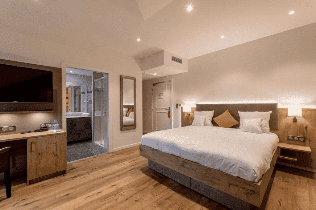 chateau de pourtales