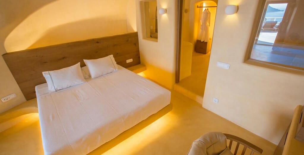 chic_hotel_santorini_firostefani chic hotel santorini firostefani