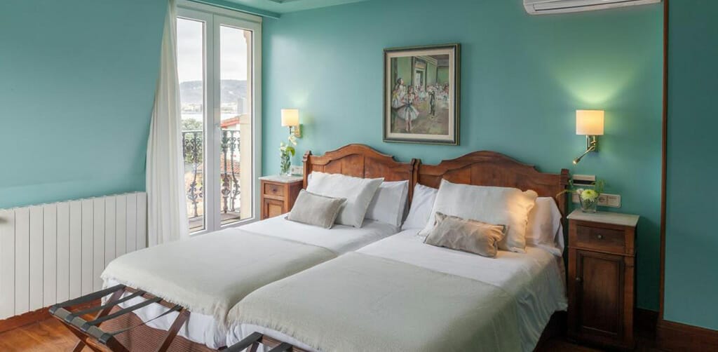 san sebastian antiguo la galeria