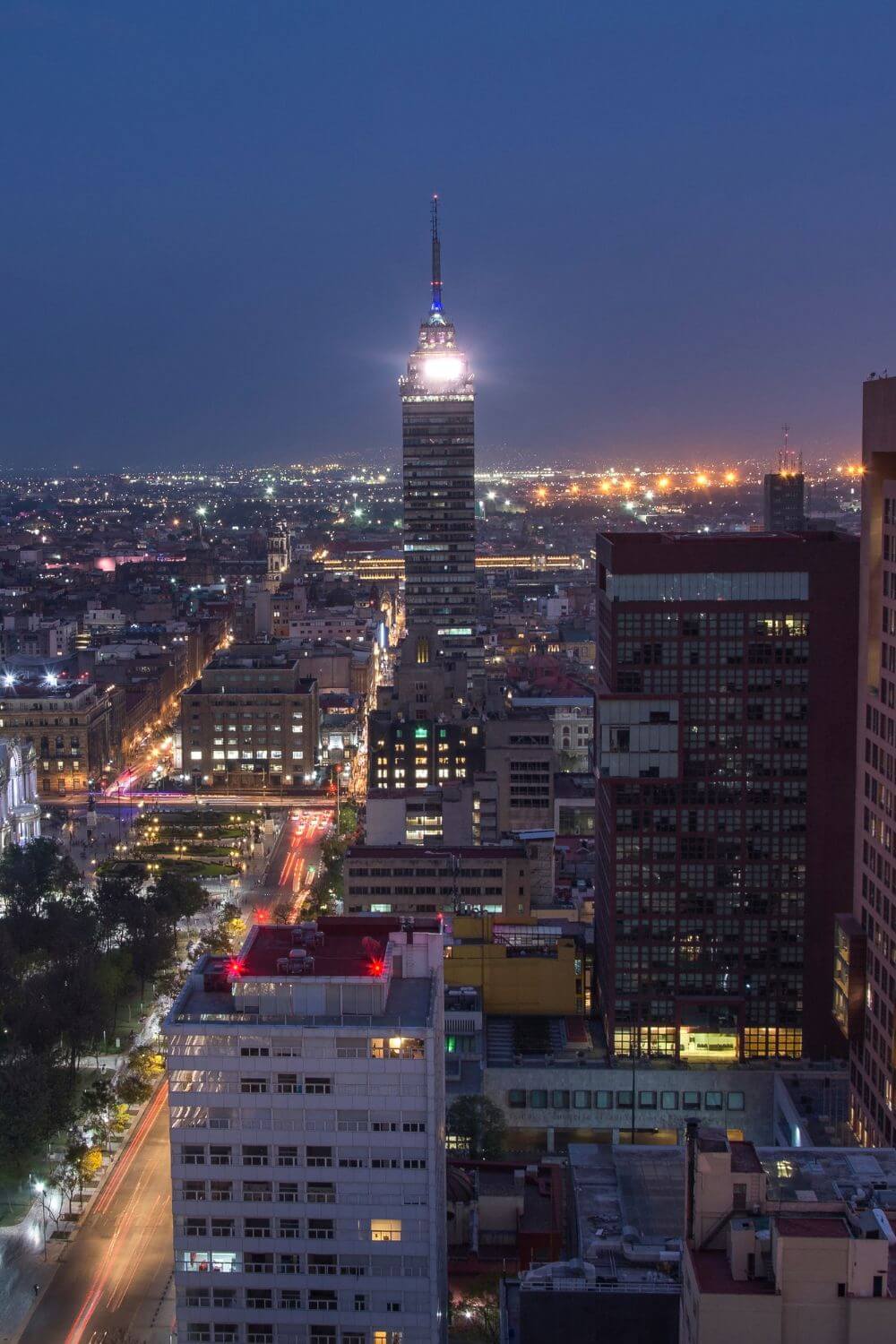 Torre Latinoamericana Mexico City Visiter