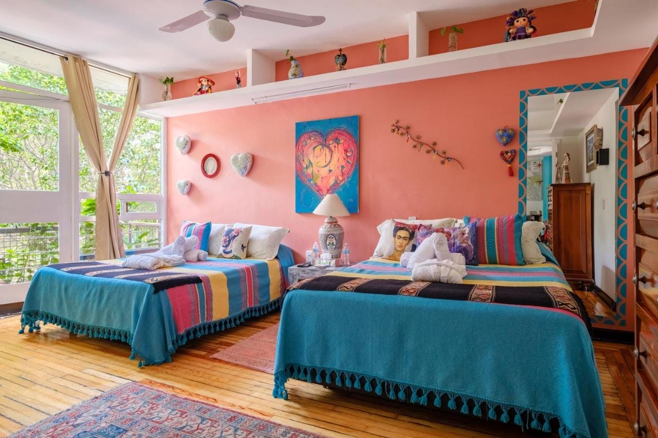 ITZAE Polanquito CDMX Lincoln Park