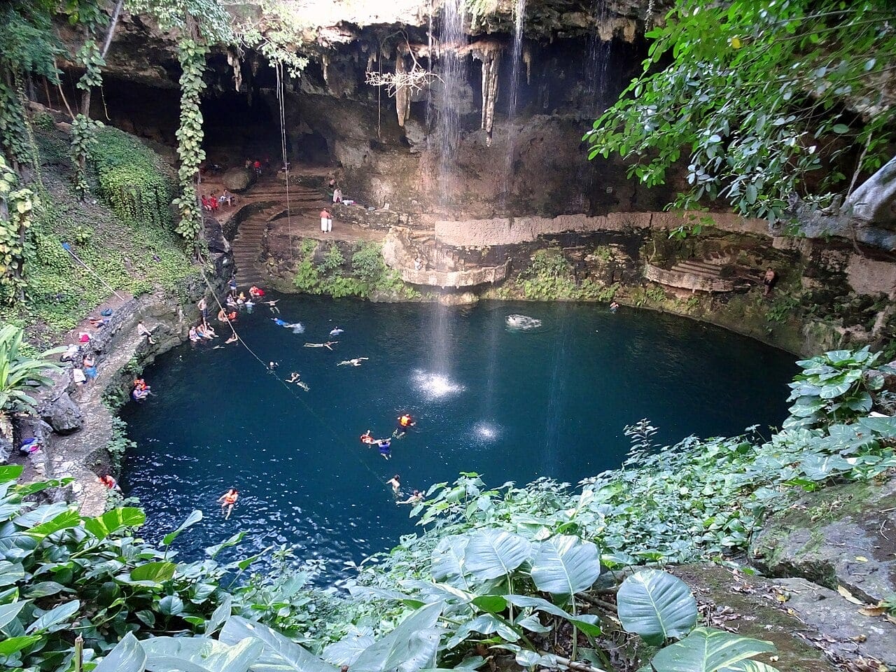 cenote zaci