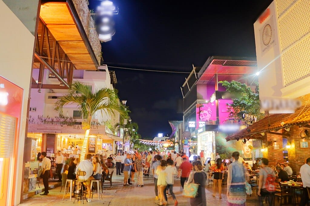 La Quinta Avenida Playa del Carmen
