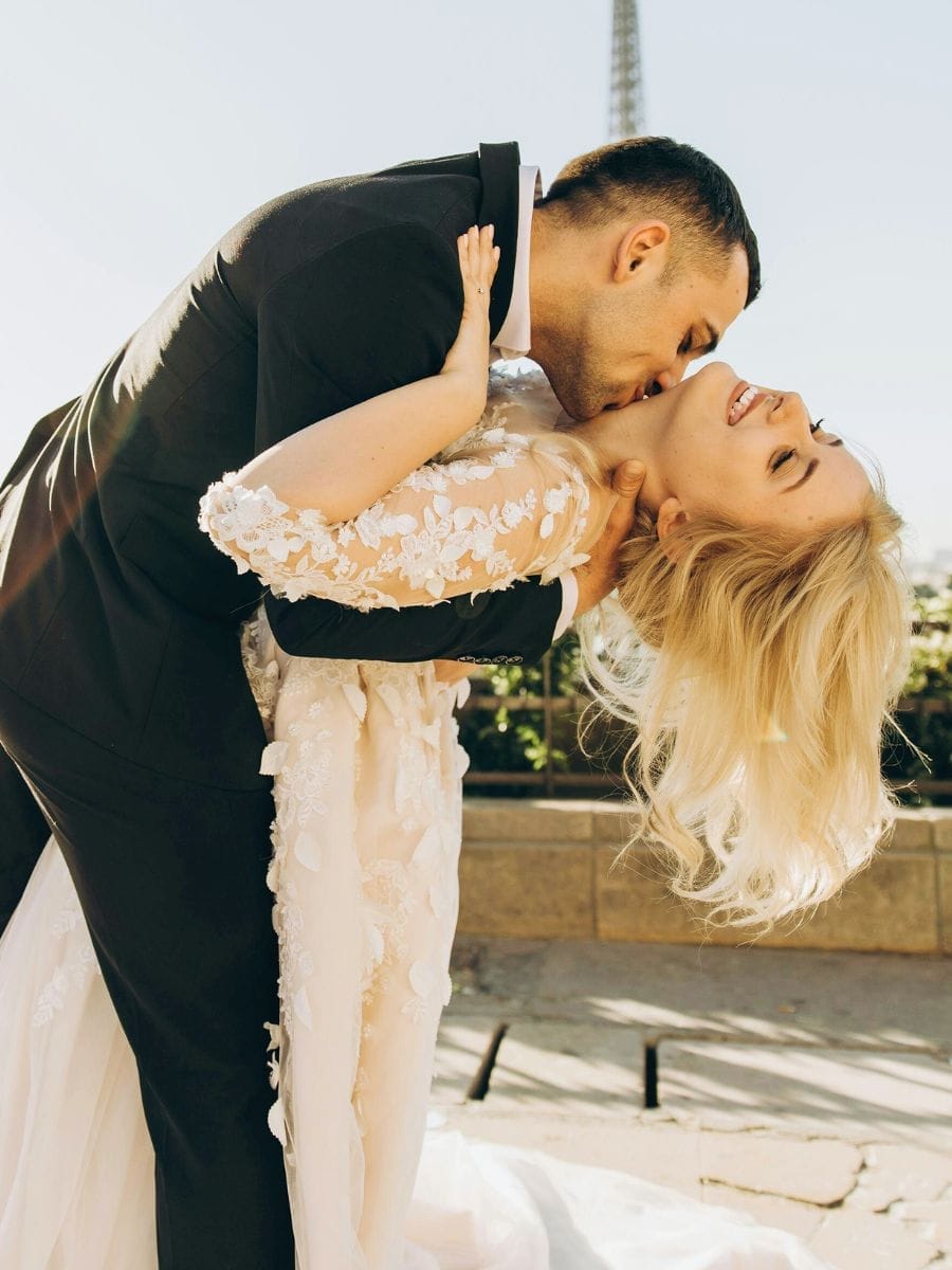 Pourquoi se marier à l’étranger